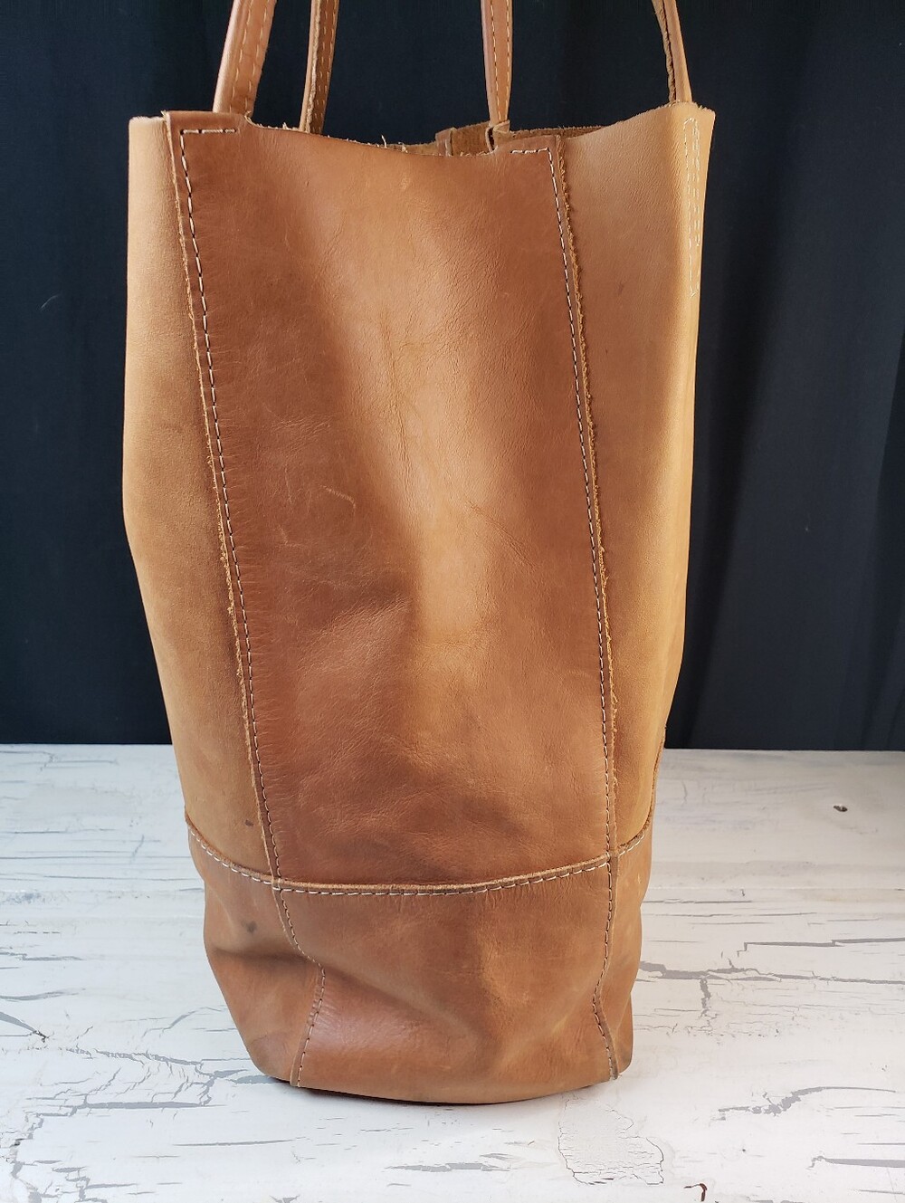 Sseko Designs Safari Leather Bucket Bag in Tan Camel Shade - Picture 7 of 16